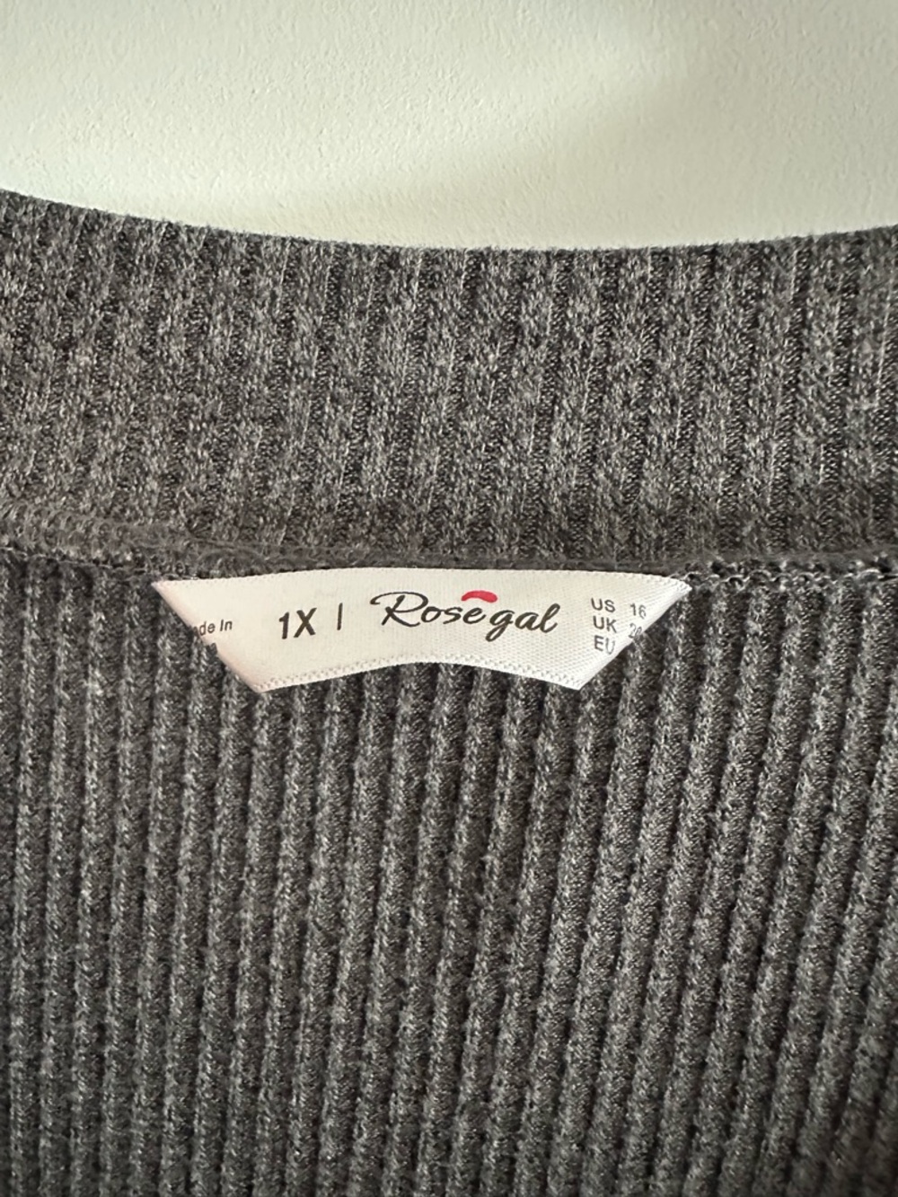 Rosegal Gray Ribbed Knit Top - Picture 2 of 3